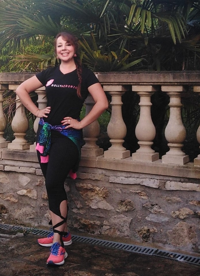 Cours de Fitness Bollywood, t-shirt BollyAerobic